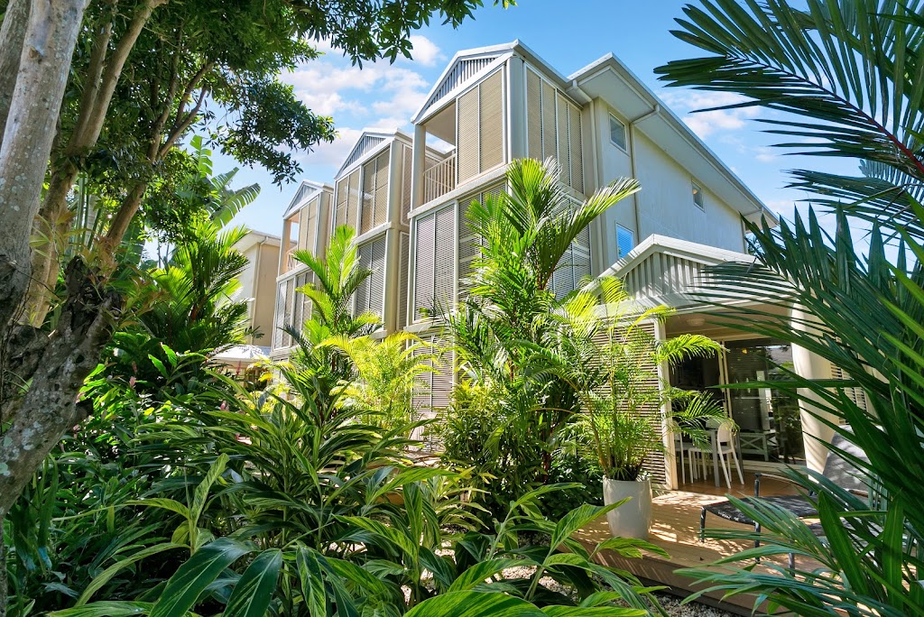 Port Douglas Apartments | 63 Macrossan St, Port Douglas QLD 4877, Australia | Phone: (07) 4099 6199