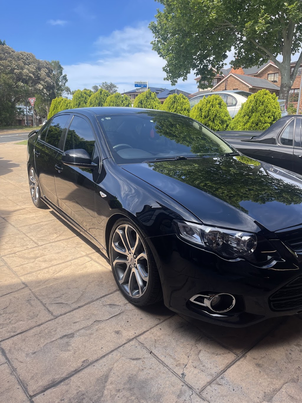 Gloss Garage Illawarra | 22 Lucas Dr, Horsley NSW 2530, Australia | Phone: 0457 516 590