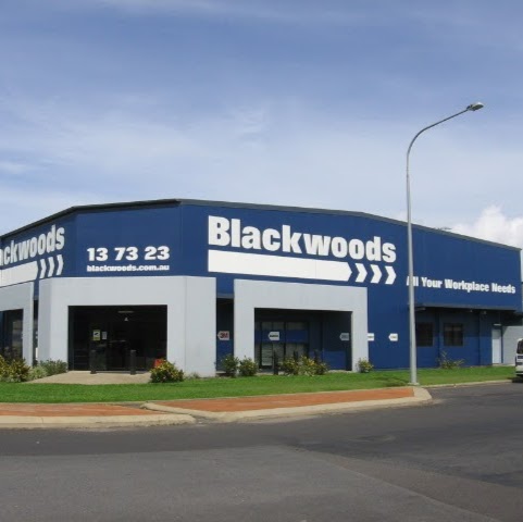 Blackwoods Cairns | hardware store | Cnr Cook & Tingira Streets, Cairns City QLD 4870, Australia | 0740429600 OR +61 7 4042 9600