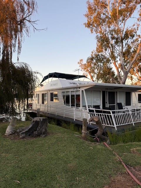 MATILDA RIVERBOATS | Riverglen Marina, Riverglen Dr, White Sands SA 5253, Australia | Phone: 0411 239 284