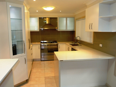 Finest Kitchens | 2/7 Plasser Cres, North St Marys NSW 2760, Australia | Phone: (02) 9623 0880