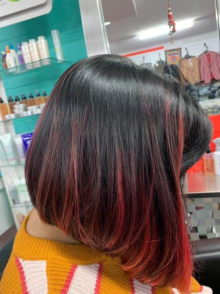 Mirrors Unisex Hair and Beauty Salon | 7 Saphire Way, Mernda VIC 3754, Australia | Phone: (03) 8103 2721