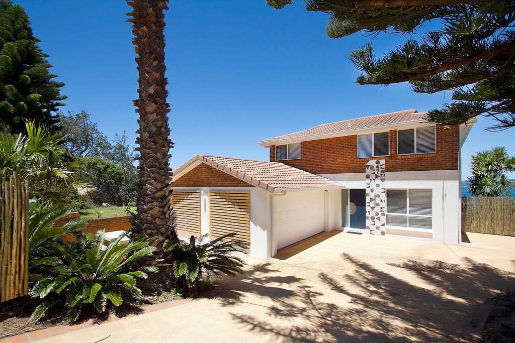 The Point Beach House | lodging | 47 Sunset Strip, Manyana NSW 2539, Australia | 0414707339 OR +61 414 707 339