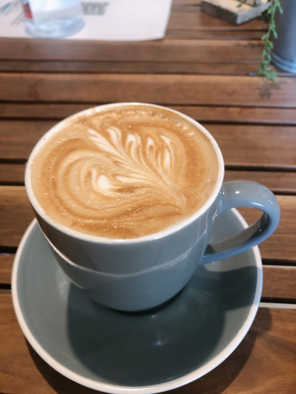 Hedge Espresso | cafe | 4 96/94 Lillian Ave, Salisbury QLD 4107, Australia | 0732743018 OR +61 7 3274 3018