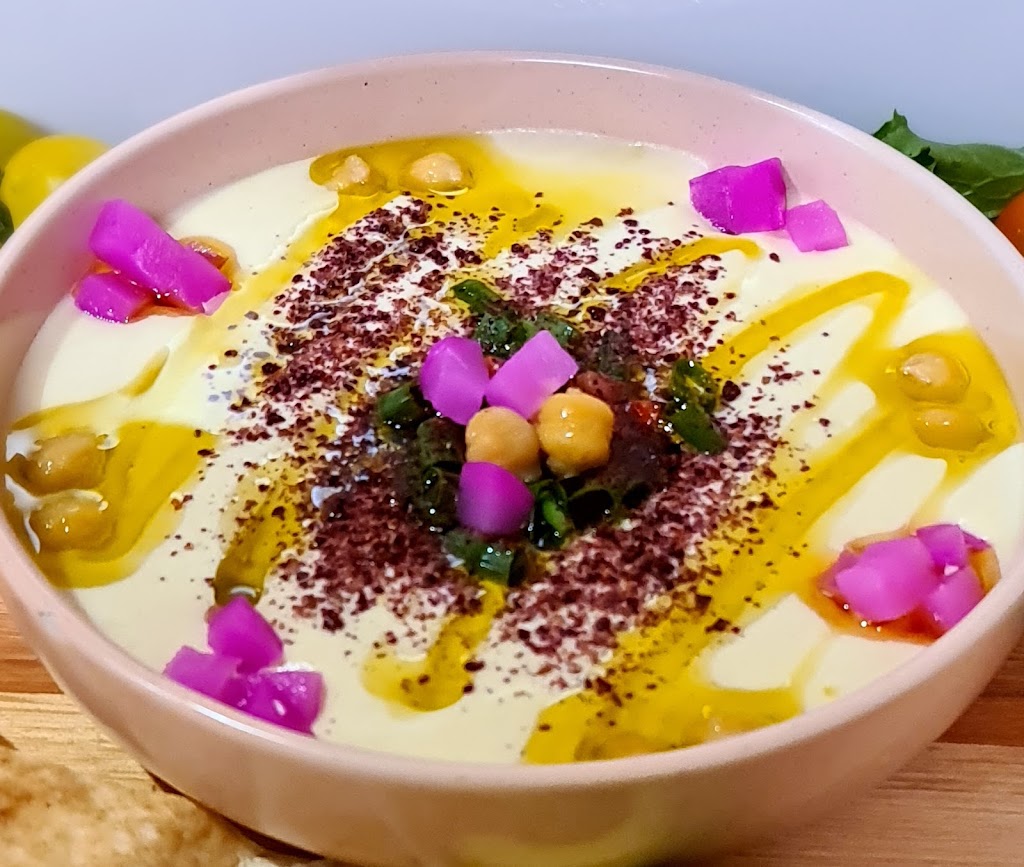 Roses International Cuisine | 530 Devonshire Rd, Kemps Creek NSW 2178, Australia | Phone: 0423 830 071