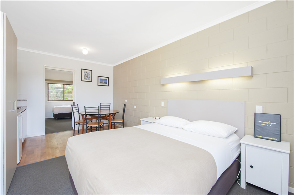 Motel Marengo | 26 Great Ocean Rd, Marengo VIC 3233, Australia | Phone: (03) 5237 6808