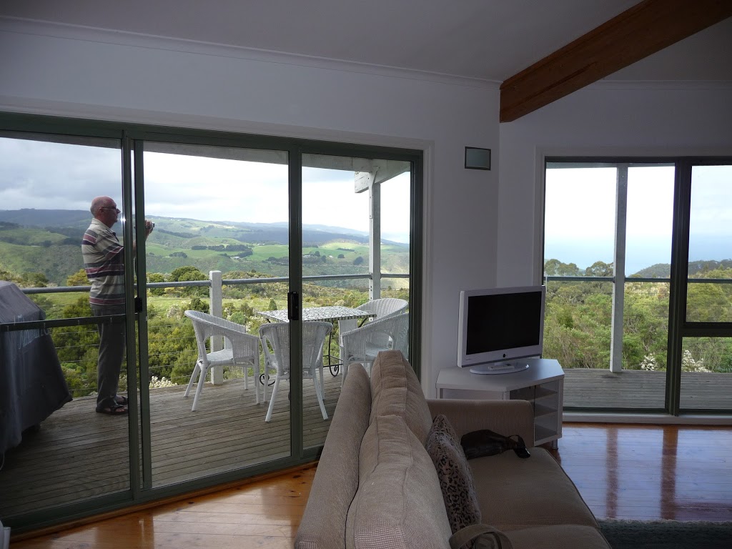 Claerwen Retreat | lodging | 480 Tuxion Rd, Apollo Bay VIC 3233, Australia | 0352377064 OR +61 3 5237 7064