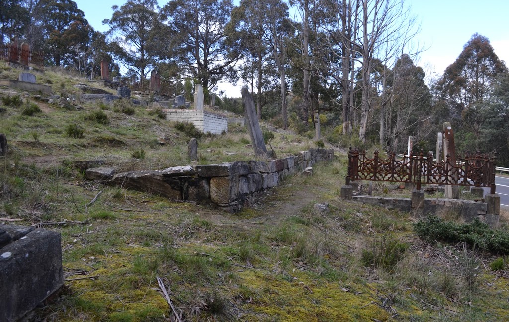 Hillside pioneer cemetery | cemetery | 1469 Huon Hwy, Lower Longley TAS 7109, Australia