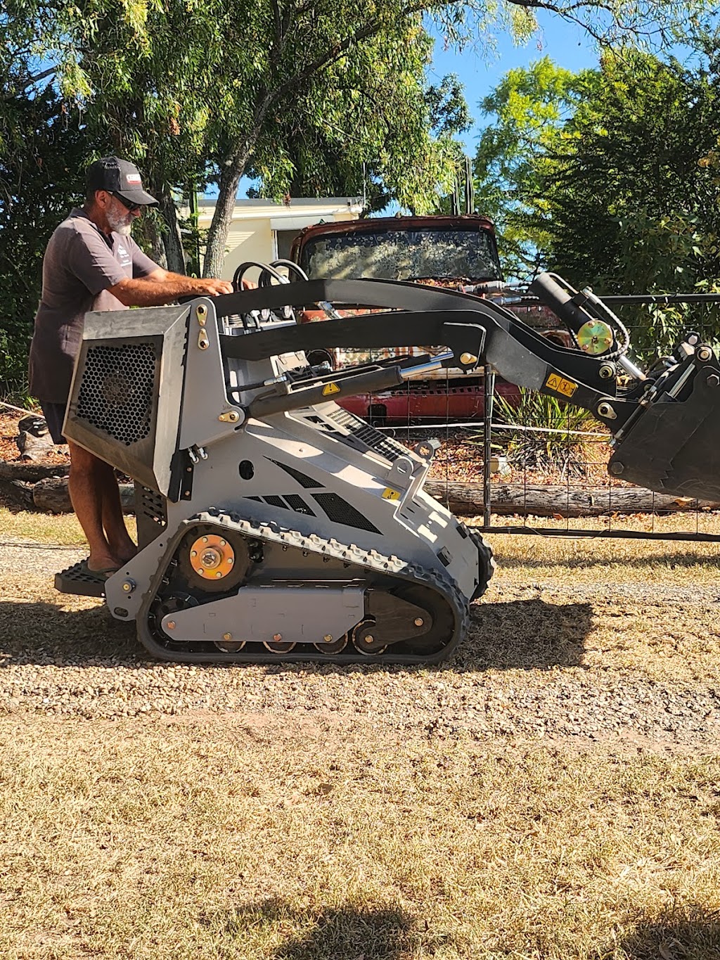 Big Rigs Yard Maintenance | 1 Mallee Ct, Plainland QLD 4341, Australia | Phone: 0439 787 473