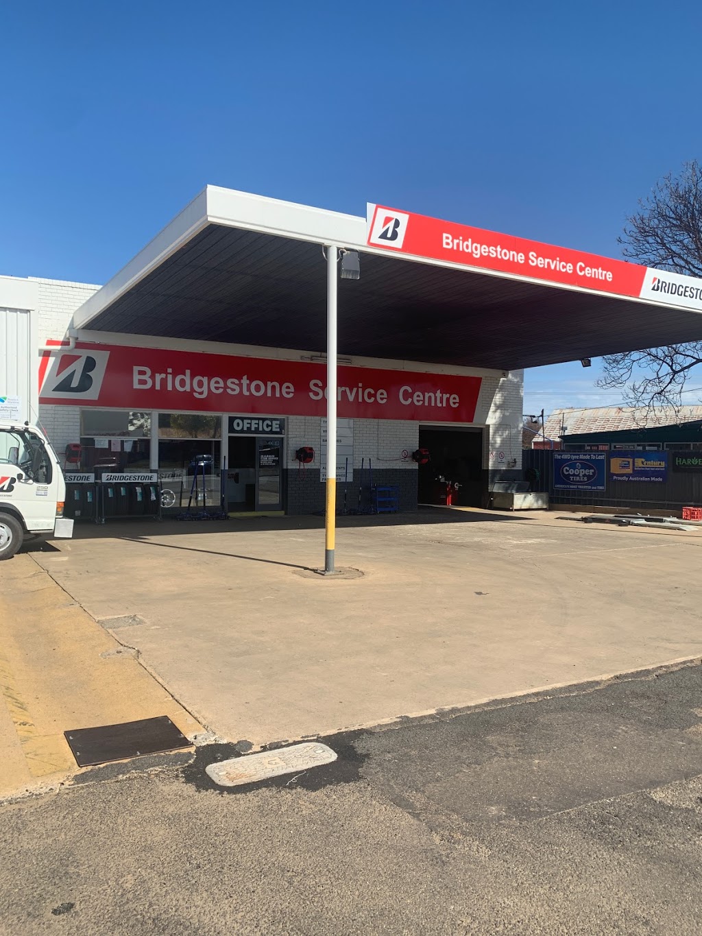 Bridgestone Service Centre - Cootamundra | car repair | 90/94 Parker St, Cootamundra NSW 2590, Australia | 0269424820 OR +61 2 6942 4820
