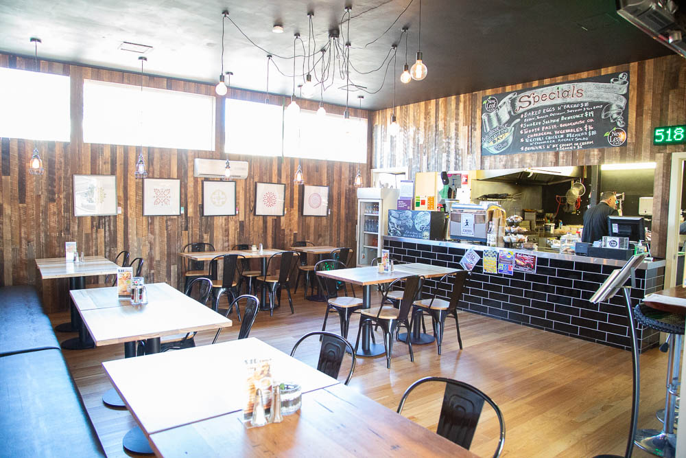 New Leaf Cafe | cafe | 107 Woods St, Newport VIC 3015, Australia | 0393916876 OR +61 3 9391 6876