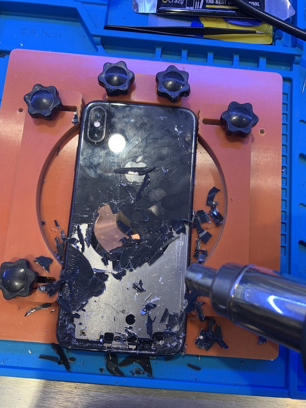 Aaron phone repairs | 13 Harvey Cct, Griffin QLD 4503, Australia | Phone: 0474 699 393