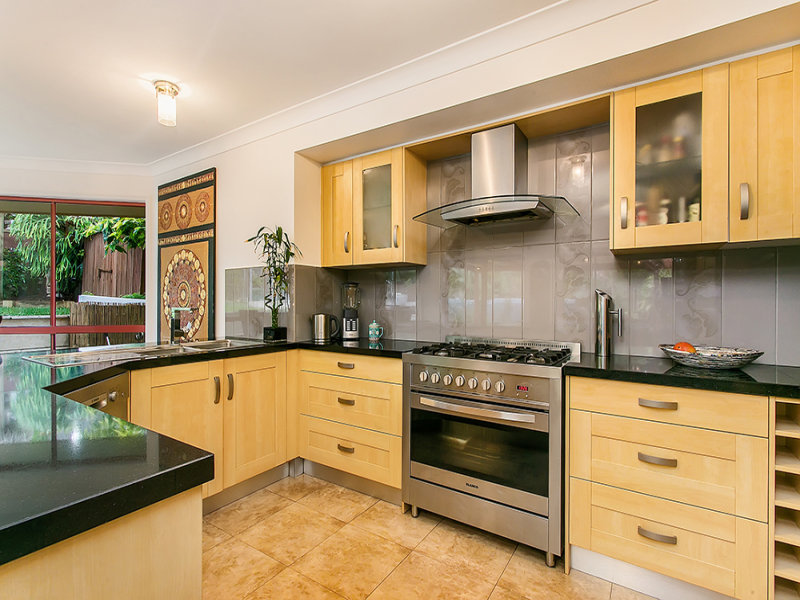 Byron Bay Holiday House - Serendipity | 25 Bottlebrush Cres, Suffolk Park NSW 2481, Australia | Phone: (02) 9871 5526