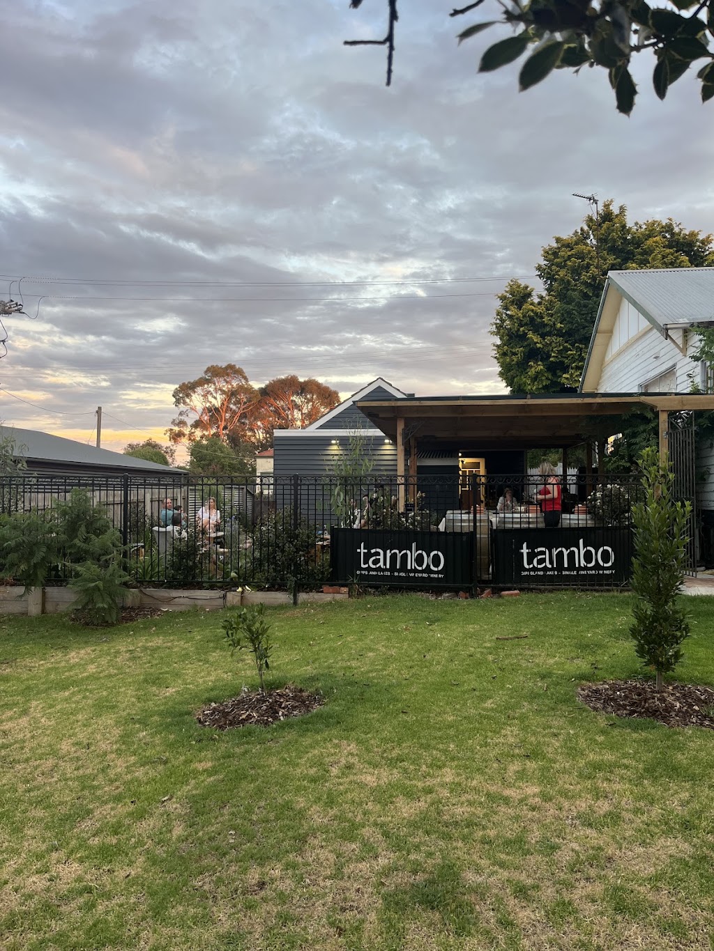 East Handy Store | 22 McEacharn St, East Bairnsdale VIC 3875, Australia | Phone: 0418 358 777