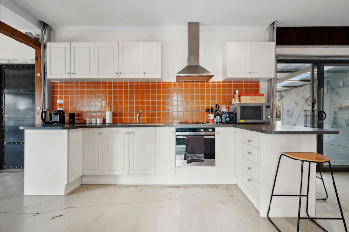 Unique Getaway She Oaks | 150 East Rd, She Oaks VIC 3331, Australia | Phone: 0481 558 599