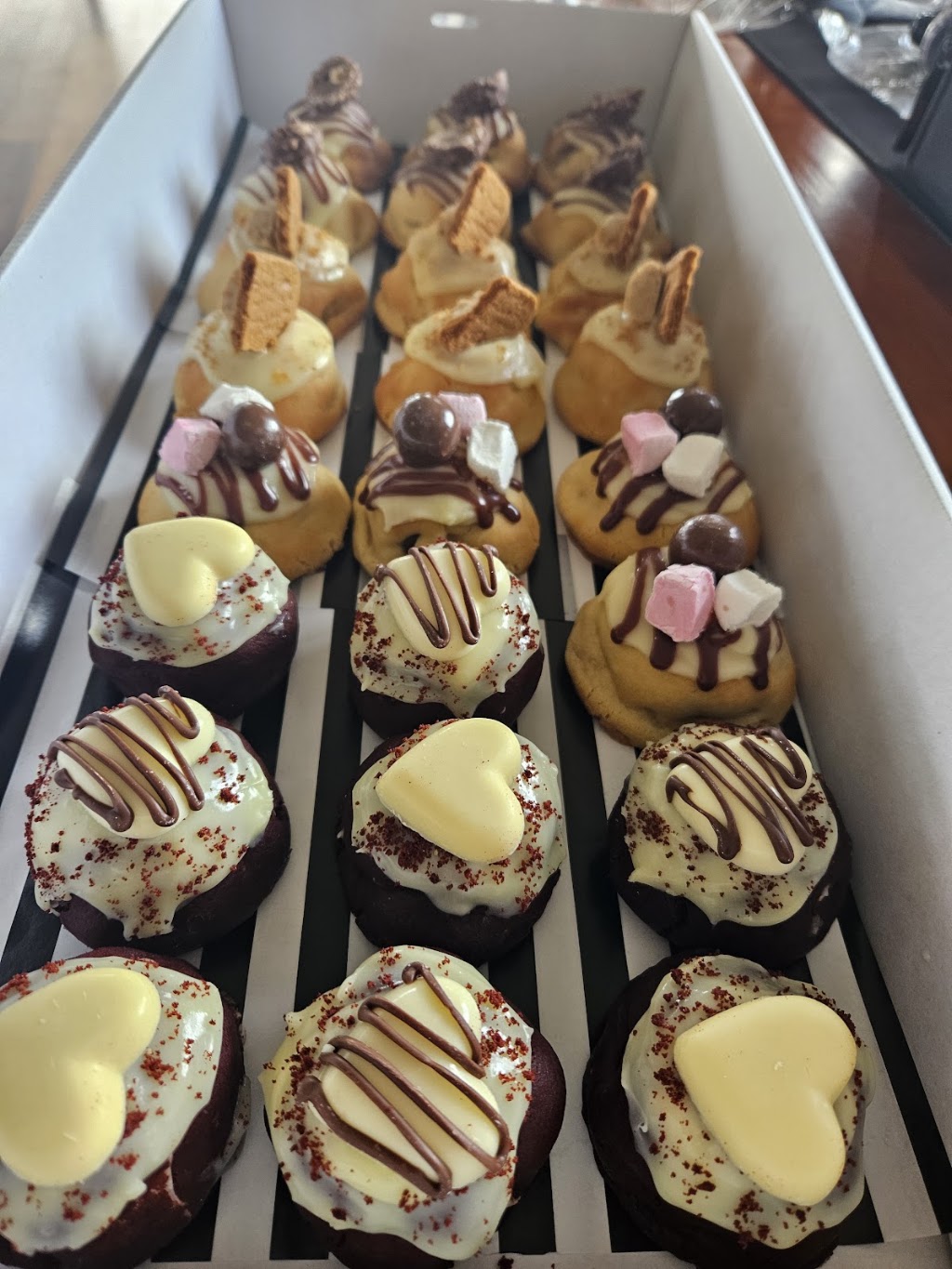 Langhorne Creek Cookie Company | 135 Chilton Scrub Rd, Langhorne Creek SA 5255, Australia | Phone: 0401 408 986