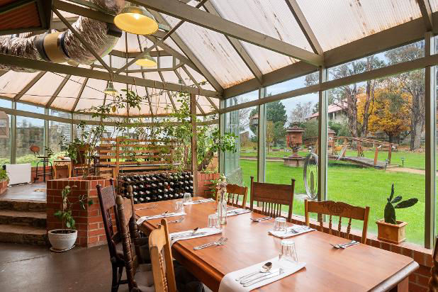 The Emu Crew | 583 Snowy Mountains Hwy, Pine Valley NSW 2630, Australia | Phone: 0494 030 769