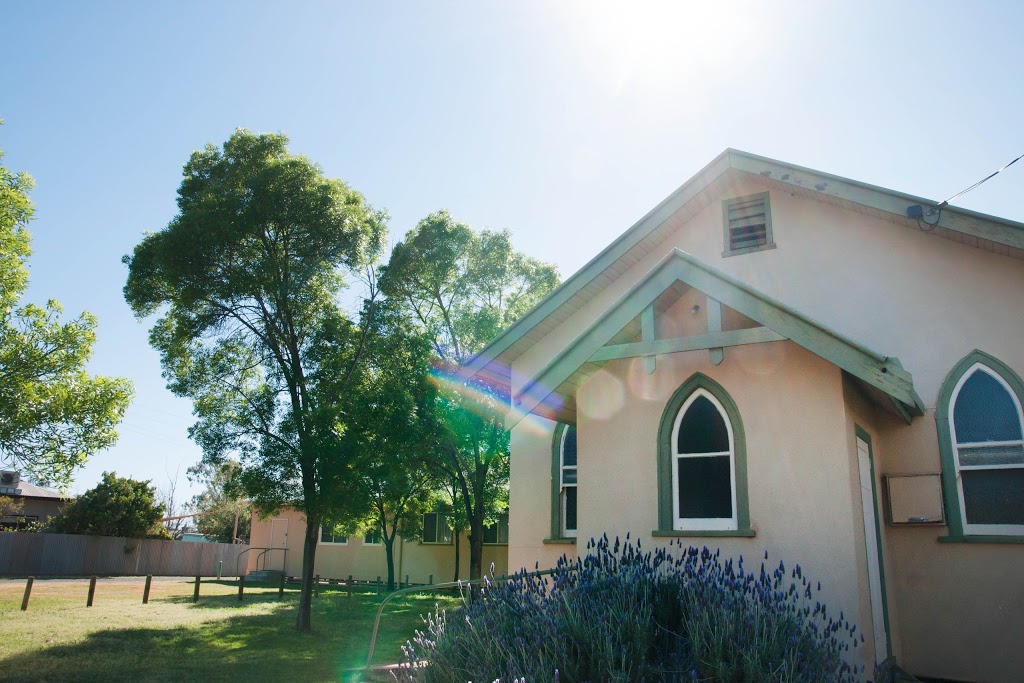 Red Cliffs Church of Christ | church | 53/55 Guava St, Red Cliffs VIC 3496, Australia | 0350242041 OR +61 3 5024 2041