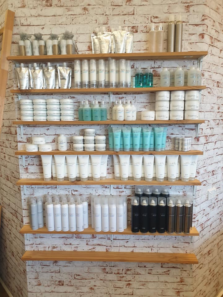 Sandys Hair Supplies | Shop 6/85 Sun Valley Rd, Kin Kora QLD 4680, Australia | Phone: 0437 780 396