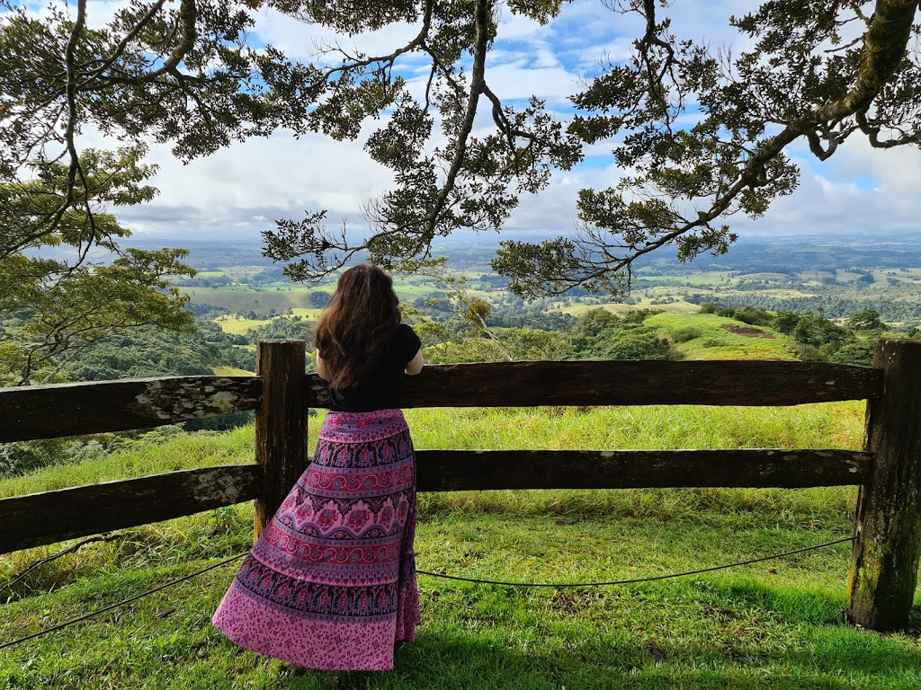 Millaa Millaa Lookout | tourist attraction | E Evelyn Rd, Millaa Millaa QLD 4886, Australia | 1300366361 OR +61 1300 366 361