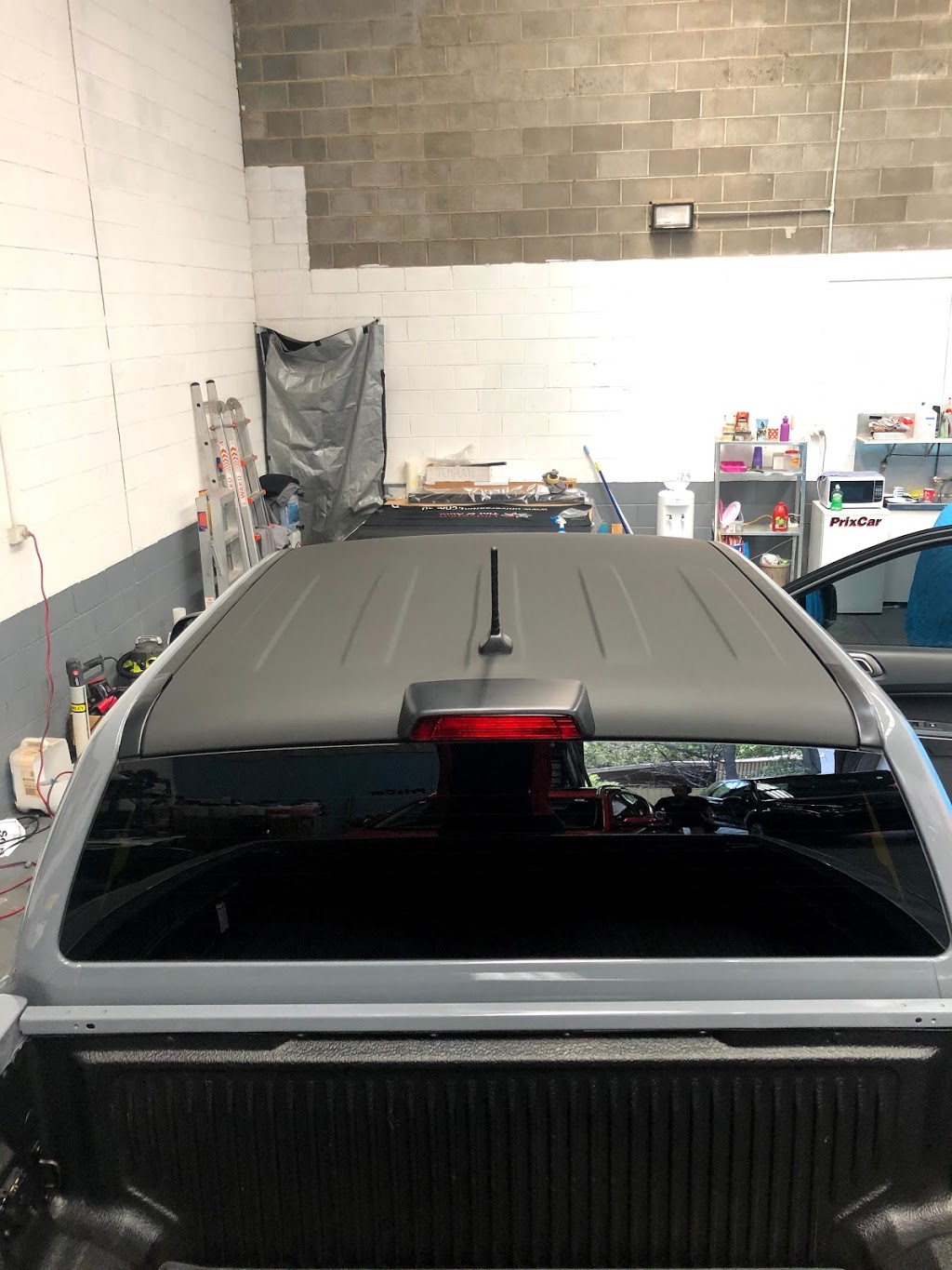 Universal Tint Central Coast | car repair | 4/8 Comserv Cl, West Gosford NSW 2250, Australia | 1300846837 OR +61 1300 846 837