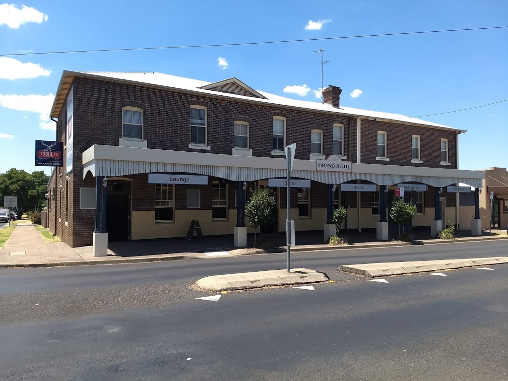 The Grand Hotel | restaurant | 251 Rusden St, Armidale NSW 2350, Australia | 0267723149 OR +61 2 6772 3149