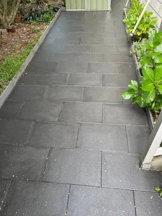 Landscaper Warren Jones | 50 Soldiers Point Dr, Norah Head NSW 2263, Australia | Phone: 0408 204 604