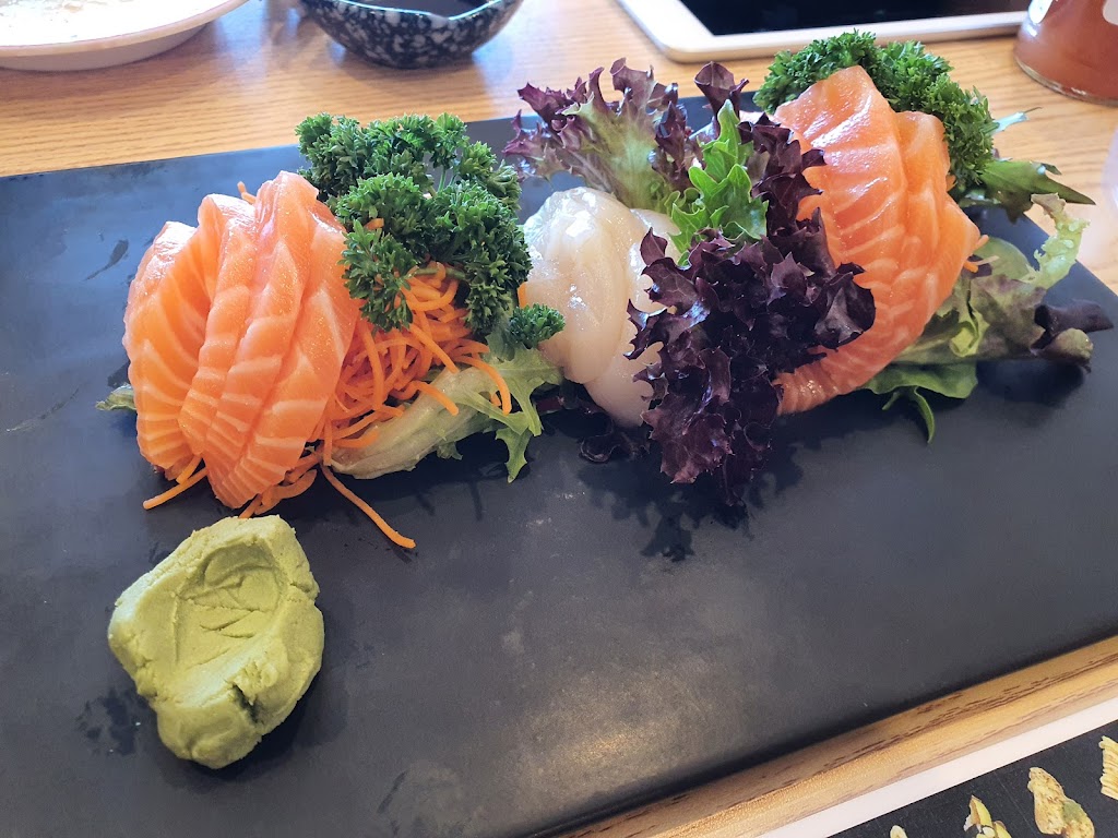 Meeka Sushi | restaurant | Shop C/742 Creek Rd, Mount Gravatt East QLD 4122, Australia | 0731909296 OR +61 7 3190 9296