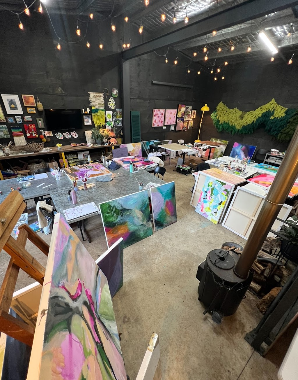 Green Door Studios | 1 Rosgoll Road, Robertson NSW 2577, Australia | Phone: 0413 133 862