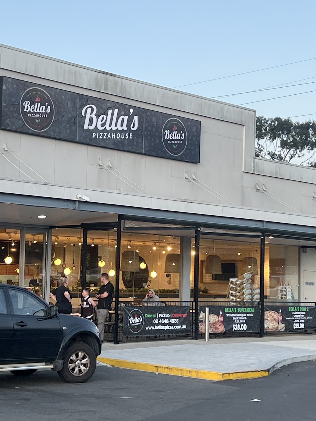 Bellas Pizzahouse | Mount Annan Marketplace, Shop 5/11-13 Main St, Mount Annan NSW 2567, Australia | Phone: (02) 4648 4838