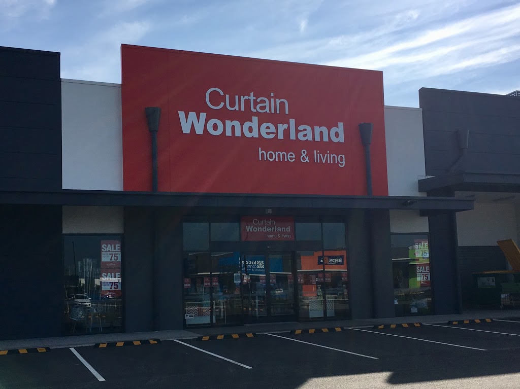 Curtain Wonderland North Lakes | 56 N Lakes Dr, North Lakes QLD 4509, Australia | Phone: (07) 3448 0095
