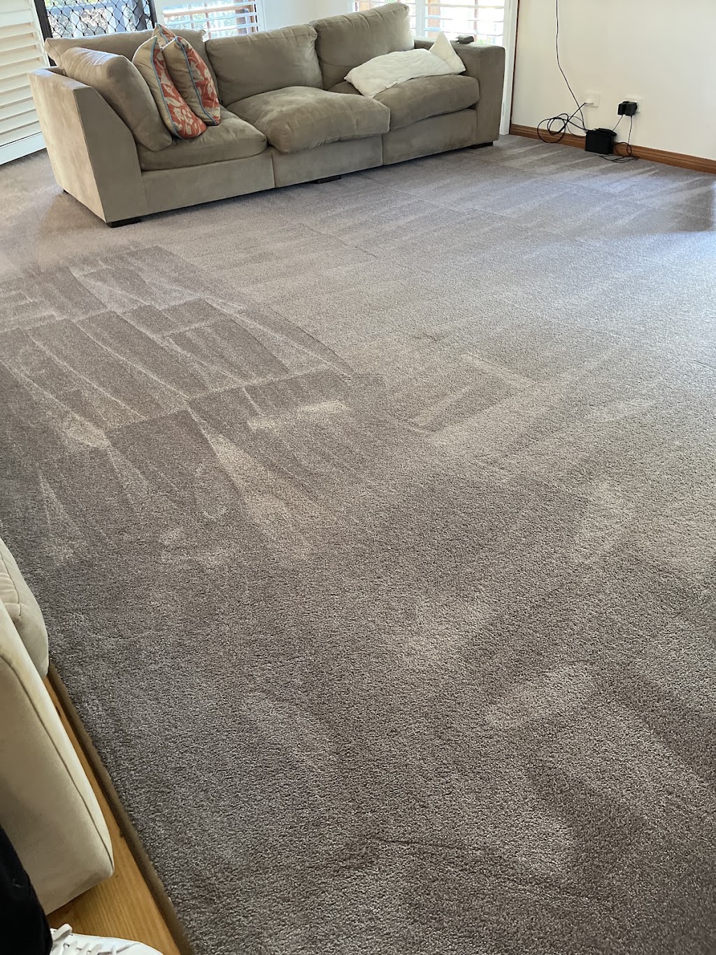 Yarra Valley Carpet Cleaning | 5 Davison Dr, Coldstream VIC 3770, Australia | Phone: 0490 697 311