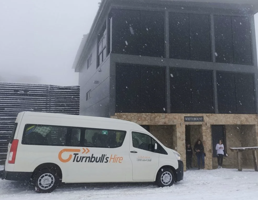Turnbulls Mini Bus - Hobart Airport | 47B Cherokee Dr, Cambridge TAS 7170, Australia | Phone: 1300 664 068