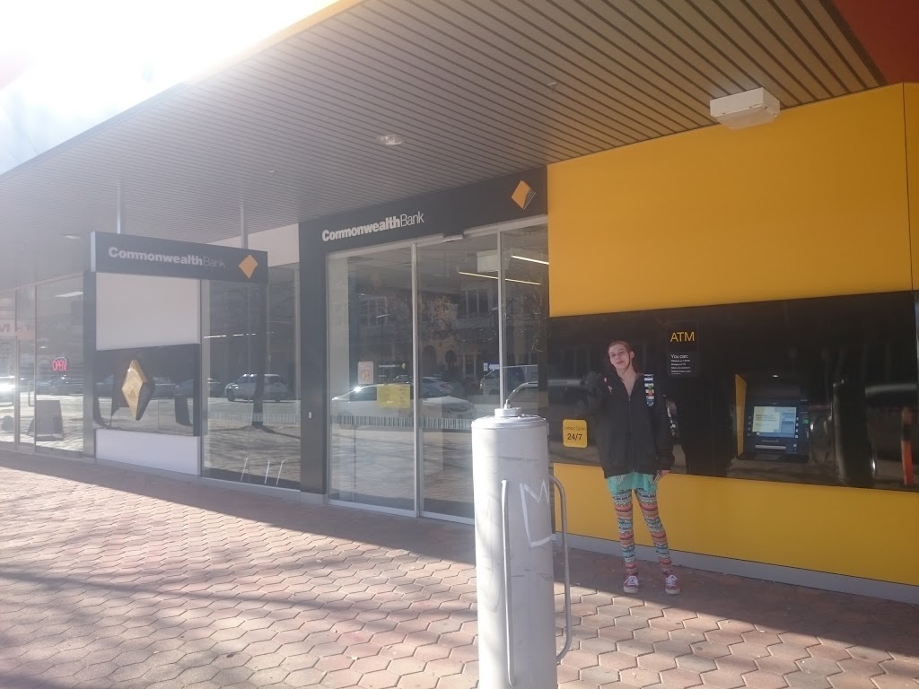 Commonwealth Bank | 175 Anketell St, Tuggeranong ACT 2900, Australia | Phone: (02) 6293 1111