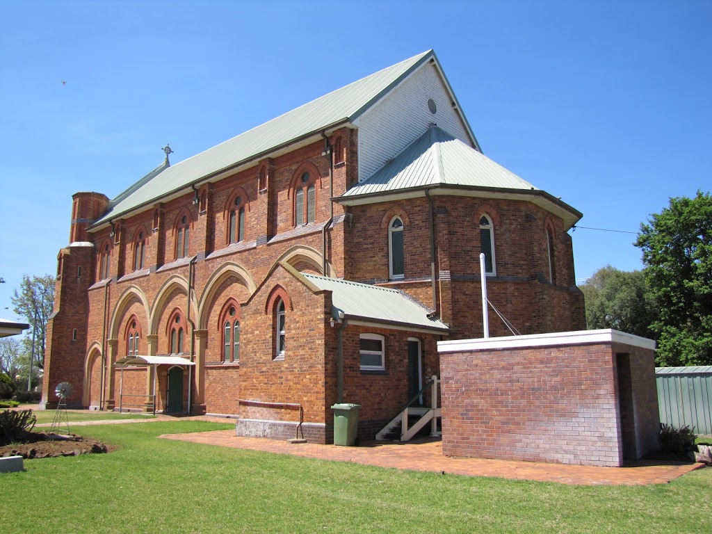 Saint Peters Catholic Church | church | 34 Hume St, Pittsworth QLD 4356, Australia