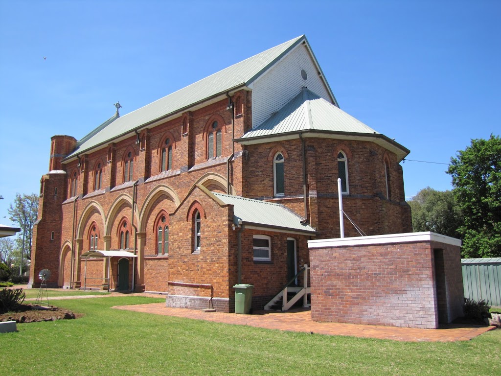 Saint Peters Catholic Church | 34 Hume St, Pittsworth QLD 4356, Australia