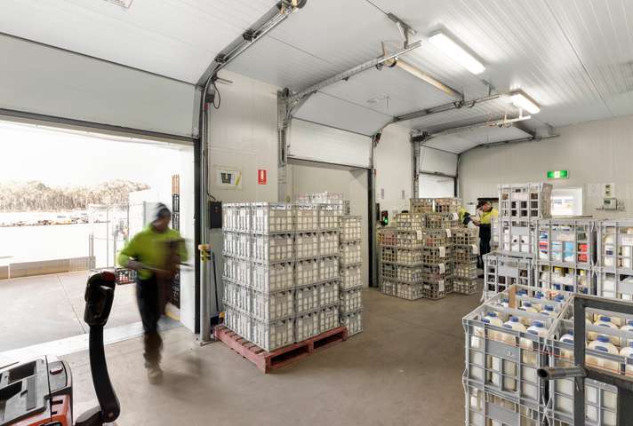 Central Milk Supplies | food | 18 Alstonvale Ct, East Bendigo VIC 3550, Australia | 0354432720 OR +61 3 5443 2720