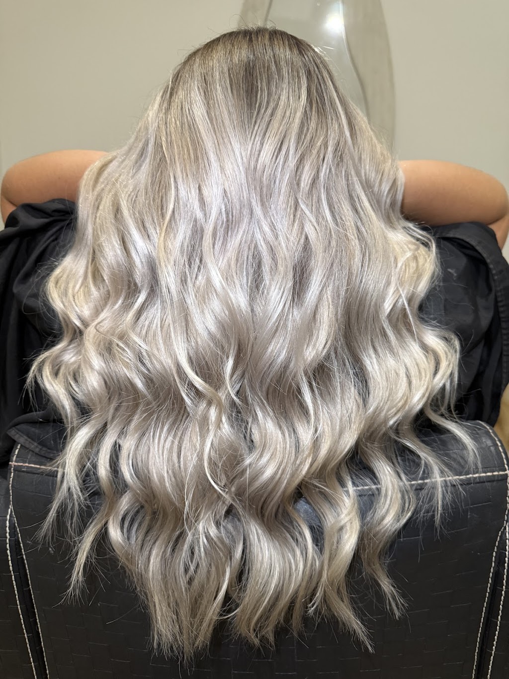 Liv Hair and Beauty | 76 Fairview Rd, Sapphire Beach NSW 2450, Australia | Phone: 0423 536 537