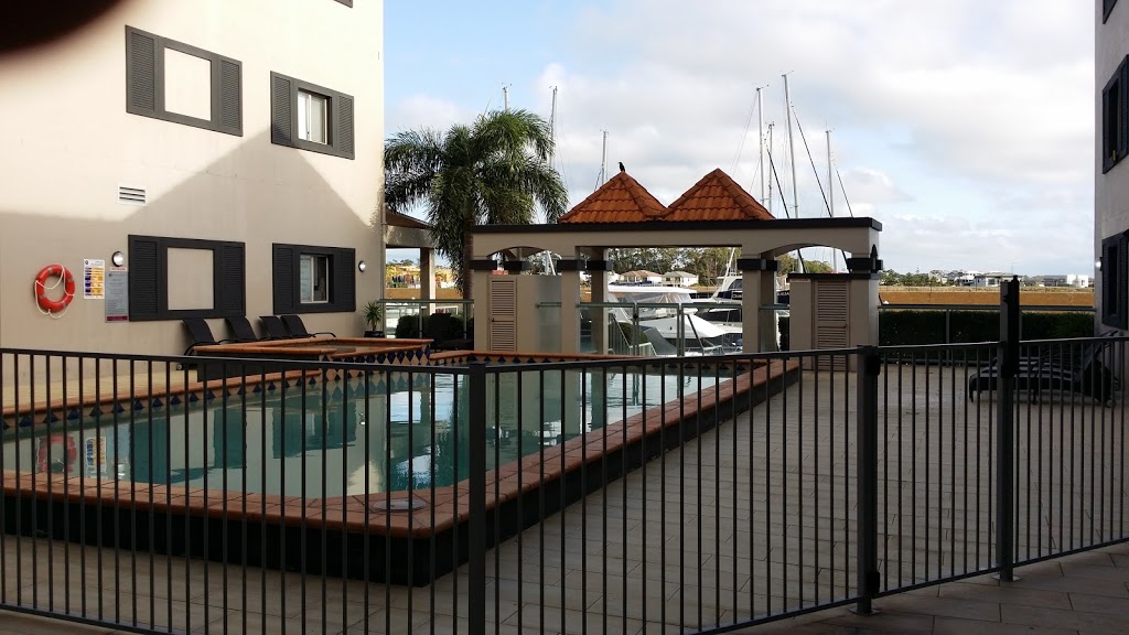 Ramada Hotel Hope Harbour | lodging | 11 John Lund Dr, Hope Island QLD 4212, Australia | 0755309111 OR +61 7 5530 9111