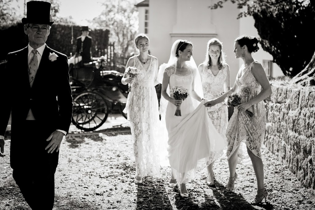 Natural Wedding Photographer Mornington | Fika | 32 Ruth Rd, Mornington VIC 3931, Australia | Phone: 1300 590 837