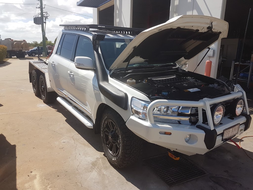 Australian Expedition Vehicles |  | 29 Mather St, Mount Louisa QLD 4814, Australia | 0747404101 OR +61 7 4740 4101