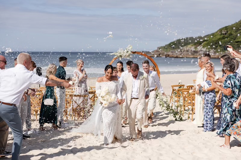 Pacific Palms Weddings | Lakeside Cres, Elizabeth Beach NSW 2428, Australia | Phone: 0423 739 922