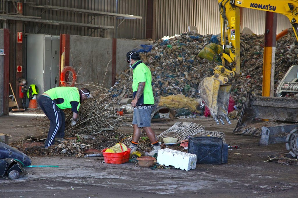 North Wyong Recycling |  | 5 Lucca Rd, North Wyong NSW 2259, Australia | 0243554680 OR +61 2 4355 4680