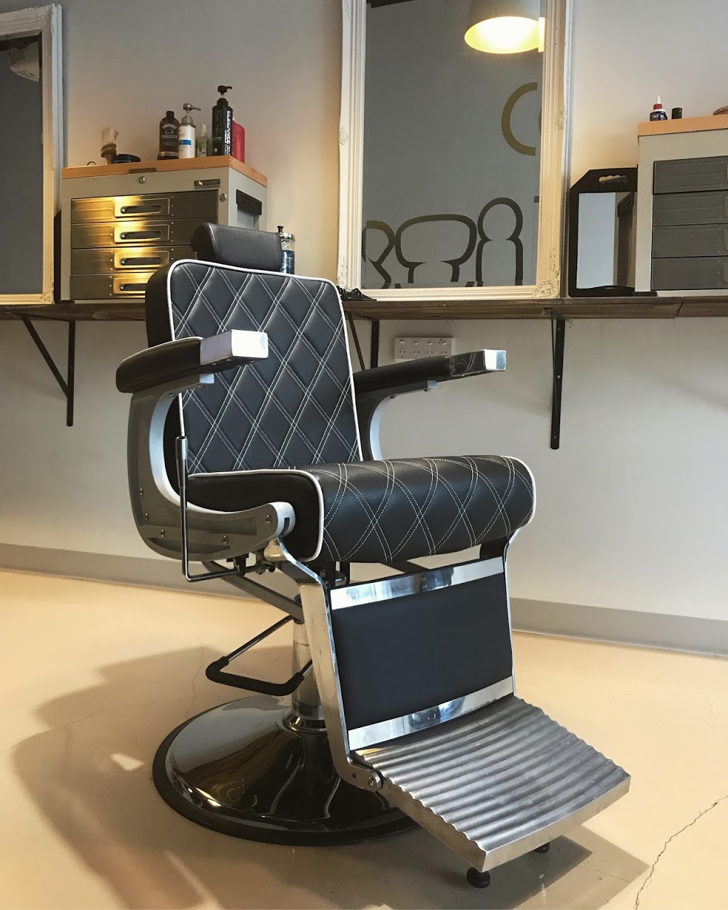 Fitzy’s Barber Shop | hair care | 4/530 Roghan Rd, Fitzgibbon QLD 4018, Australia