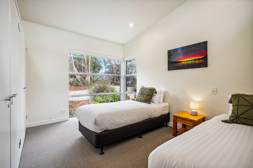 Bruny Bay House | 670a Lighthouse Rd, South Bruny TAS 7150, Australia | Phone: 0473 060 620