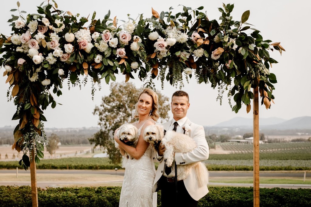 Peonies Boutique Weddings | florist | 48 Medcalf St, Warners Bay NSW 2282, Australia | 0433224710 OR +61 433 224 710