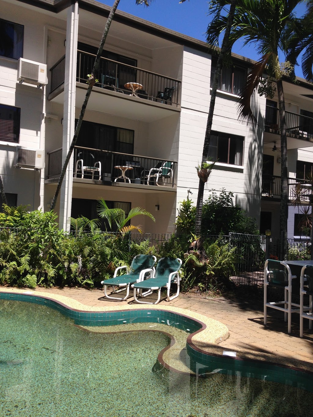 Palms At Trinity | 83-85 Moore St, Trinity Beach QLD 4879, Australia | Phone: (07) 4000 0566