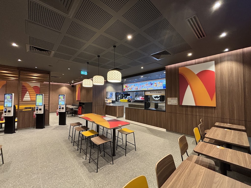 McDonalds Aratula | 6883 Cunningham Hwy, Aratula QLD 4309, Australia | Phone: (07) 5463 8901