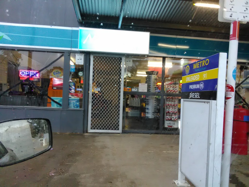 Lockhart Roadhouse | gas station | 57 Urana St, Lockhart NSW 2656, Australia | 0269205531 OR +61 2 6920 5531