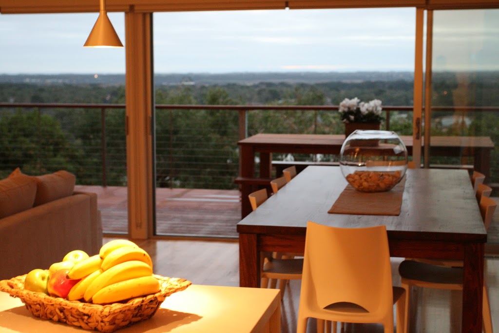 Carrajung House - Amazing Bay Views | 8 Carrajung St, Rosebud VIC 3939, Australia | Phone: 0425 817 165